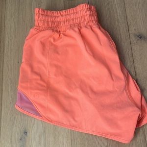 Lululemon hotty hot shorts raspberry cream